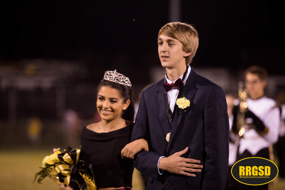 Homecoming Queen & King Crowned 