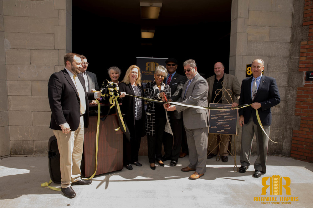 RRGSD Cuts the Ribbon on New Early College High School