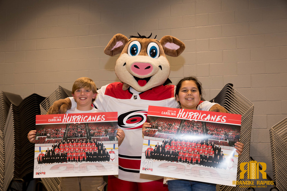 Manning Students Read Nearly 200,000 Minutes in Hurricanes Contest
