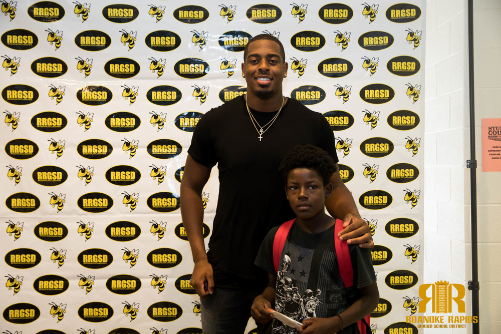 RRHS Alum, Kareem Martin Gives Back