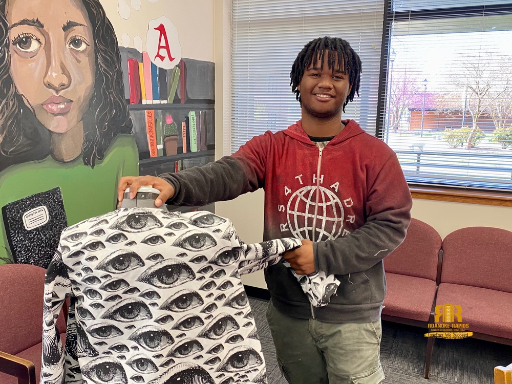 Demarjae Powell student fashion designer 