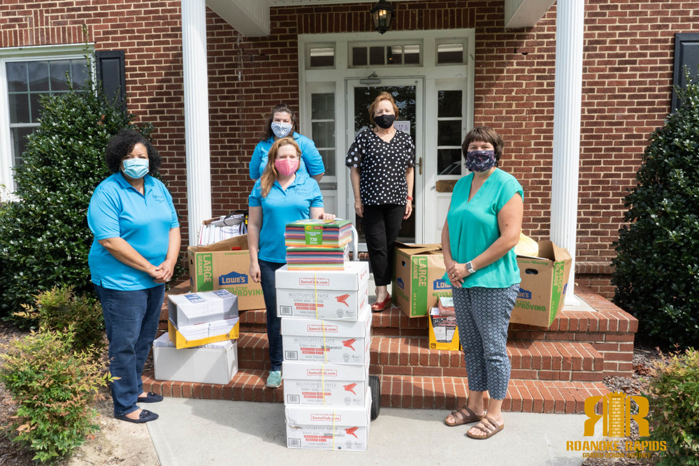 John 3:16 Center Donates School Supplies To Students In Need