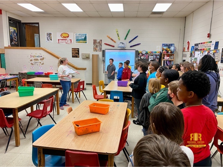 5th graders visit CMS